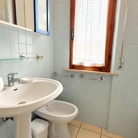 M422 - Marcelli, Trilocale Con Terrazzo A 100m Dal Mare * Marcelli